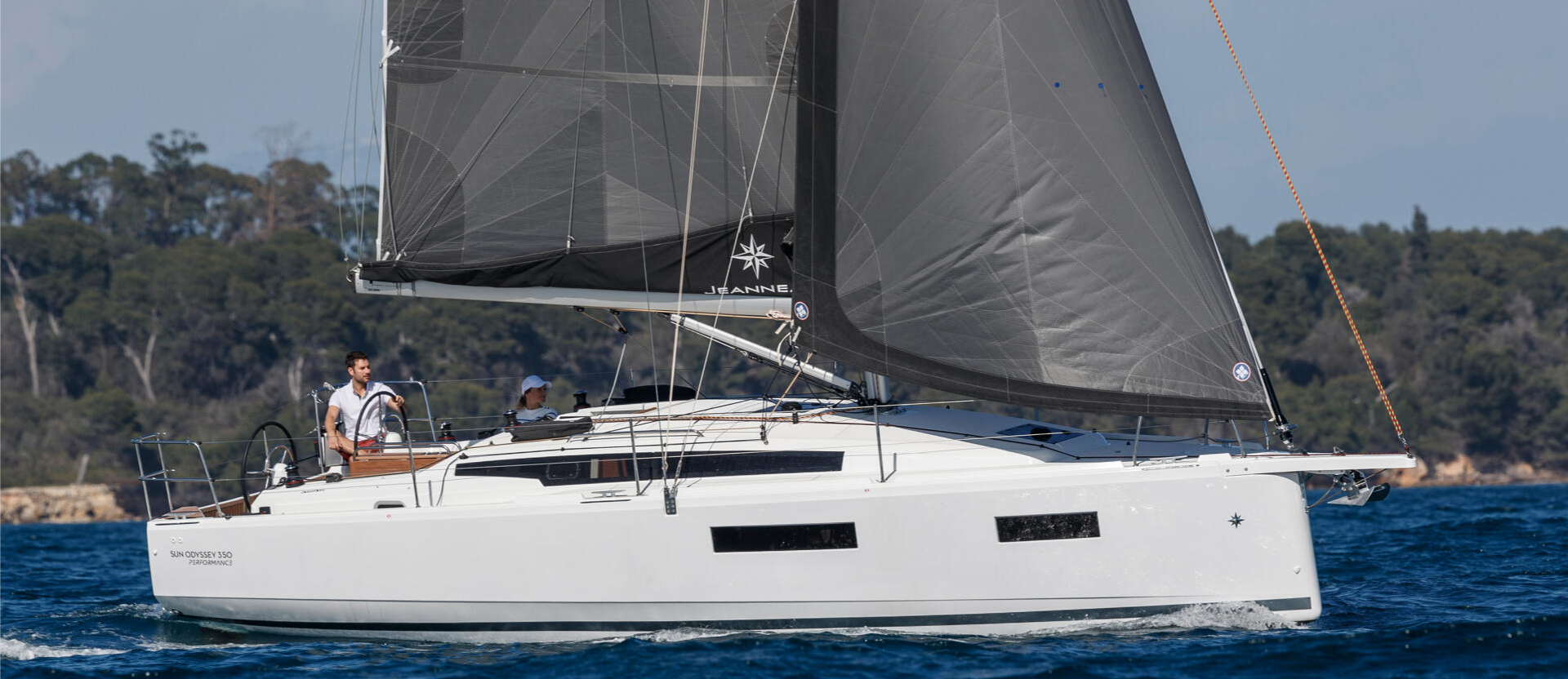 Sun Odyssey 350 photo