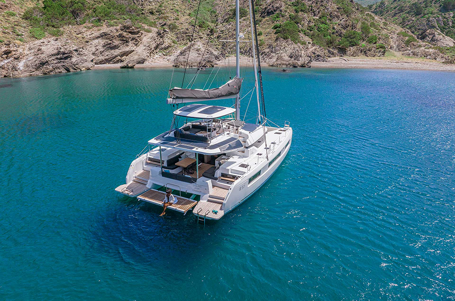 Lagoon  51